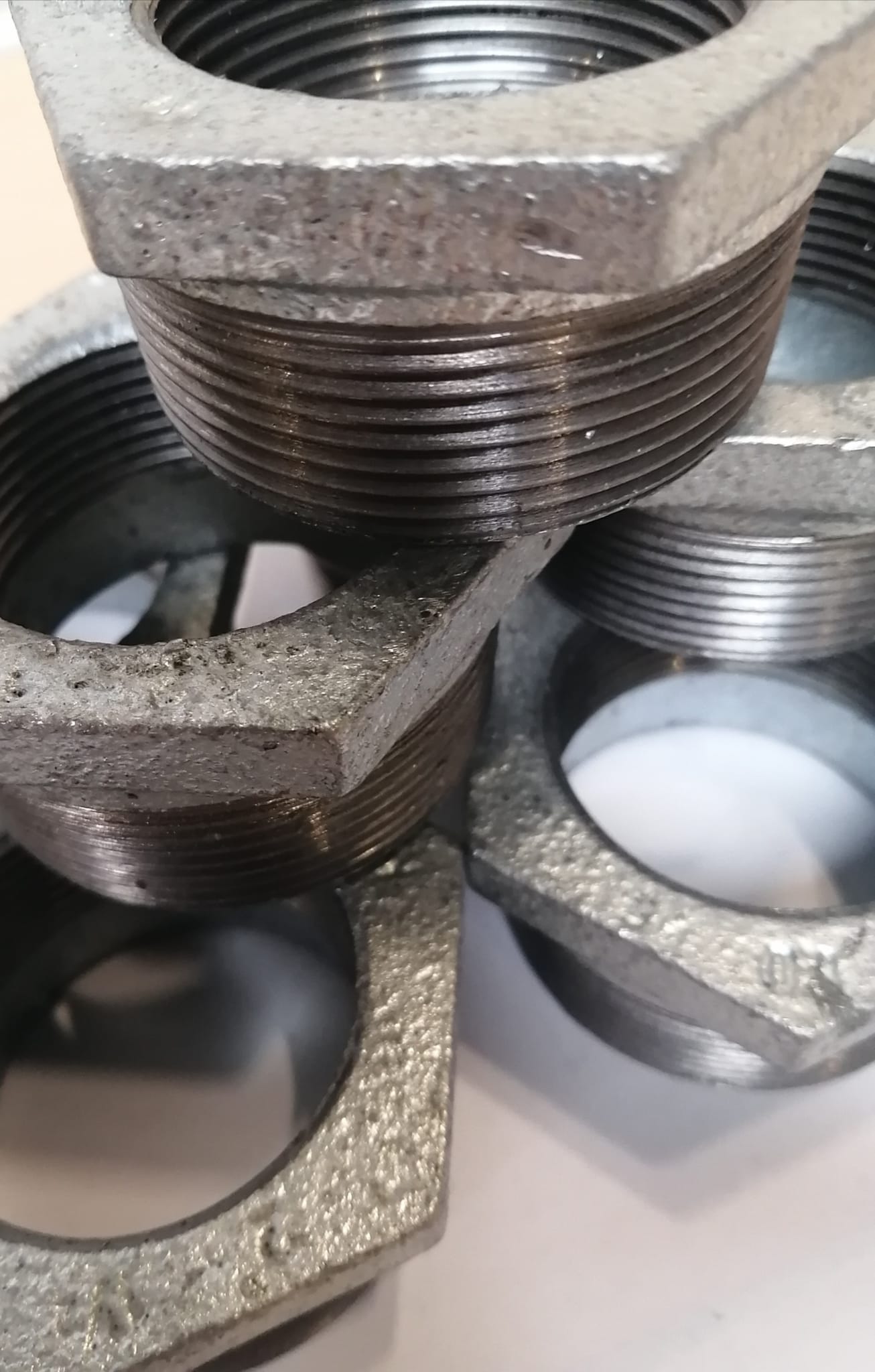 10 stuks Atusa NR241 gegalvaniseerd draadverloopring gietijzer M2″xF1-1/2″ (2″x6/4″)